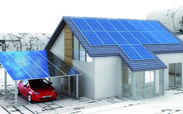 Modell eines Hause mit PV-Anlagen Förderung Photovoltaik Mainz