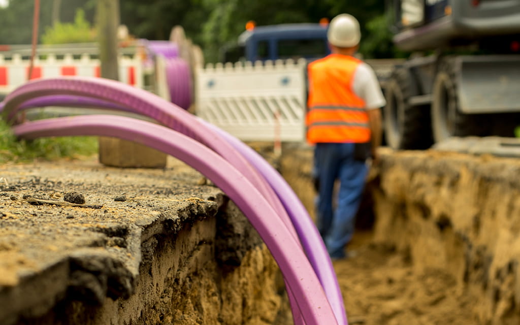 Straßenbauarbeiten für Glasfaserausbau